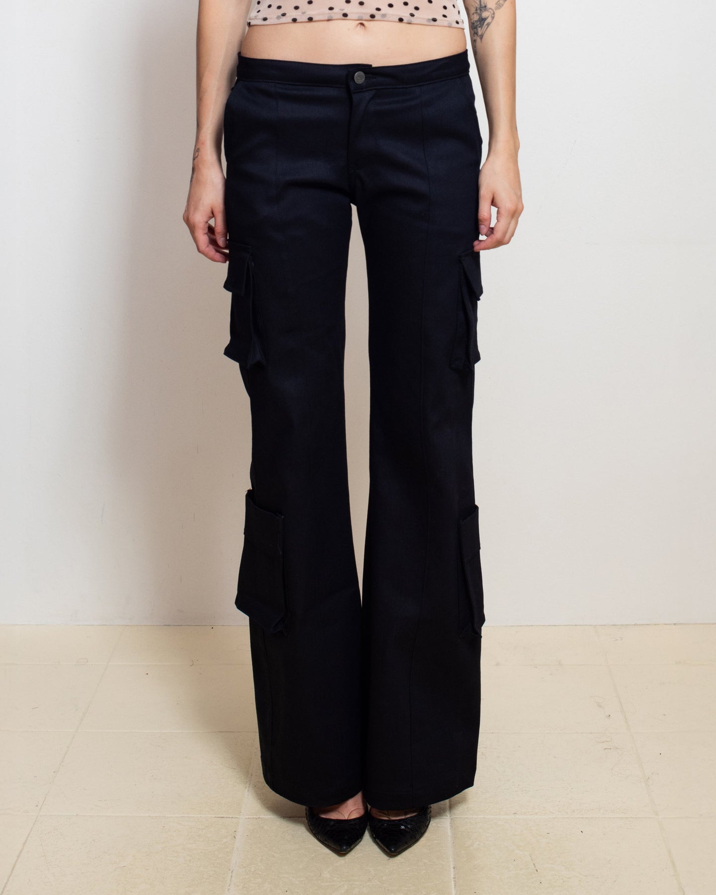 Bootcut Cargo Pant in Black